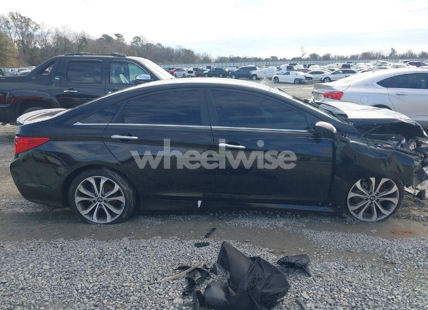 Photo 13 of 2014 Hyundai Sonata SE (VIN 5NPEC4ACXEH827575)