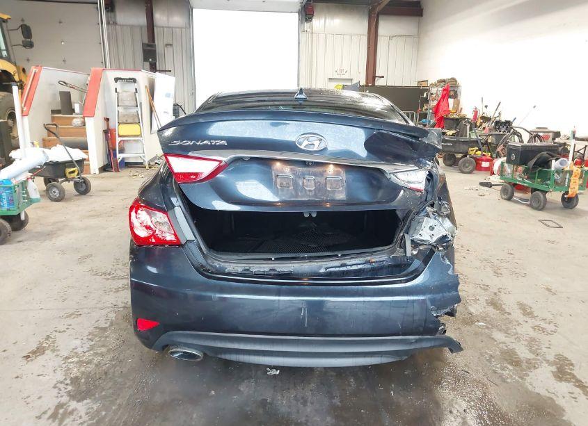 Photo 16 of 2014 Hyundai Sonata SE (VIN 5NPEC4ACXEH835255)