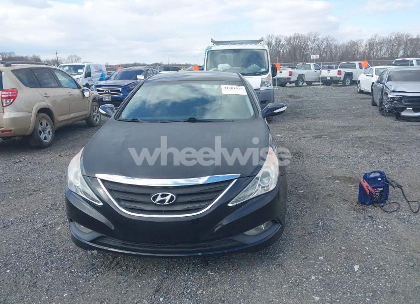 Photo 12 of 2014 Hyundai Sonata SE (VIN 5NPEC4ACXEH911797)