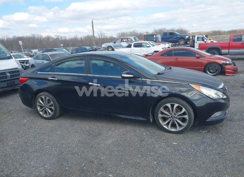 Photo 13 of 2014 Hyundai Sonata SE (VIN 5NPEC4ACXEH911797)