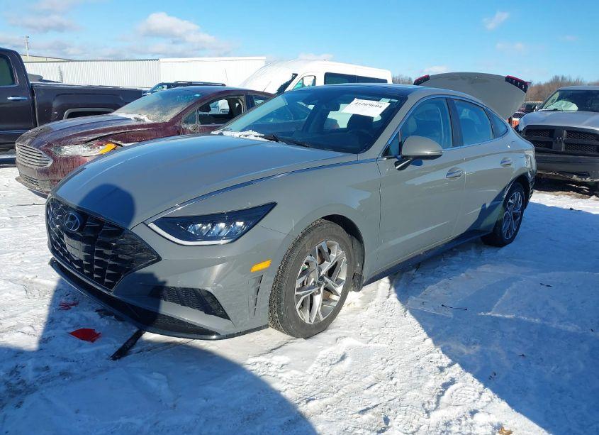 Photo 2 of 2021 Hyundai Sonata SEL (VIN 5NPEF4JA3MH083113)
