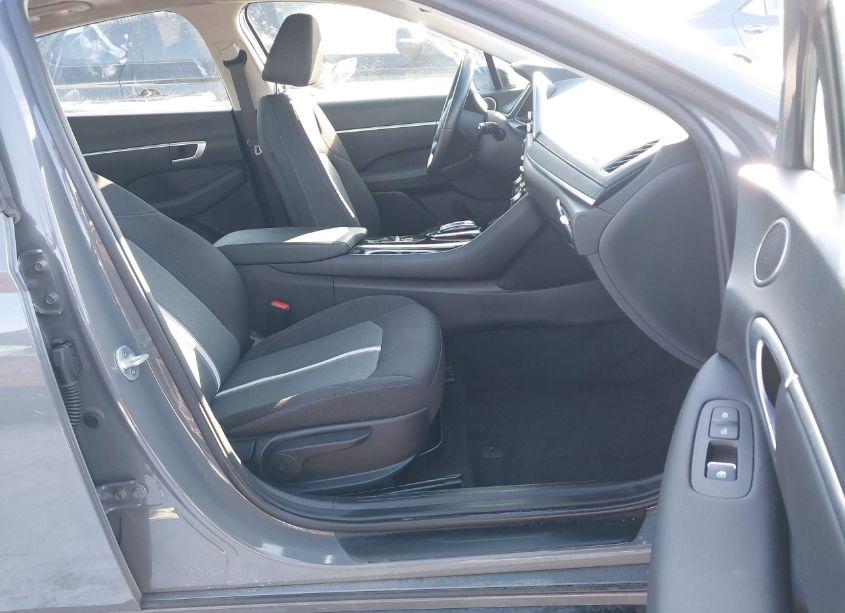 Photo 5 of 2021 Hyundai Sonata SEL (VIN 5NPEF4JA3MH083113)