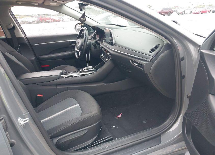 Photo 5 of 2021 Hyundai Sonata SEL (VIN 5NPEF4JA7MH083812)