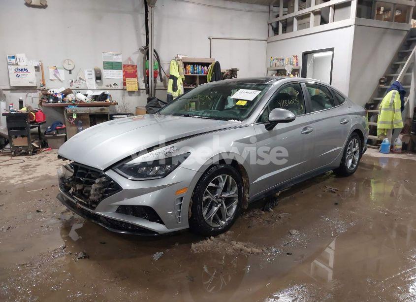 Photo 2 of 2021 Hyundai Sonata SEL (VIN 5NPEF4JA7MH096219)