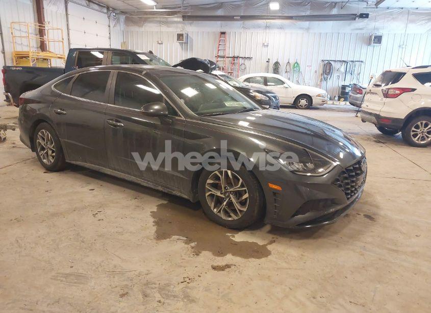 2021 Hyundai Sonata SEL (VIN 5NPEF4JAXMH102997) main photo