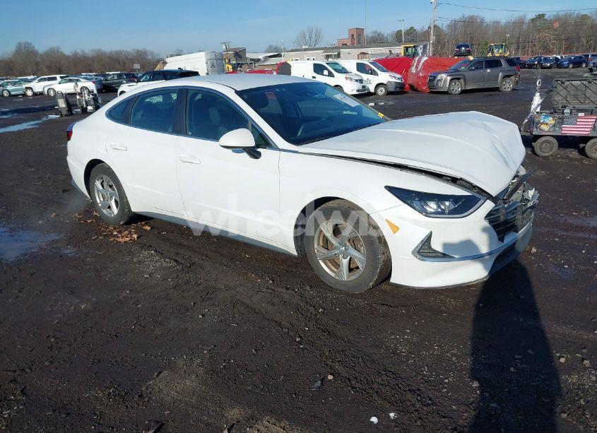 2020 Hyundai Sonata SE (VIN 5NPEG4JA0LH037976) main photo