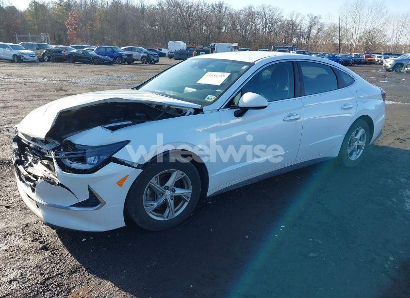 Photo 2 of 2020 Hyundai Sonata SE (VIN 5NPEG4JA0LH037976)