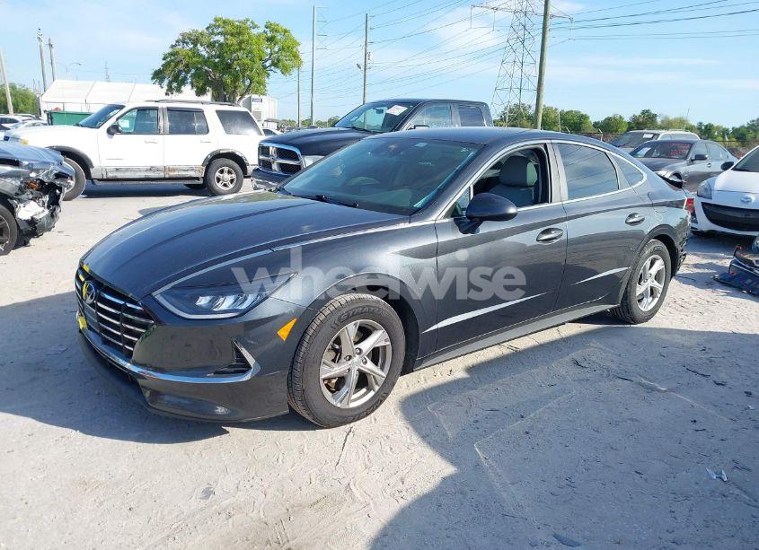 Photo 2 of 2020 Hyundai Sonata SE (VIN 5NPEG4JA0LH053904)