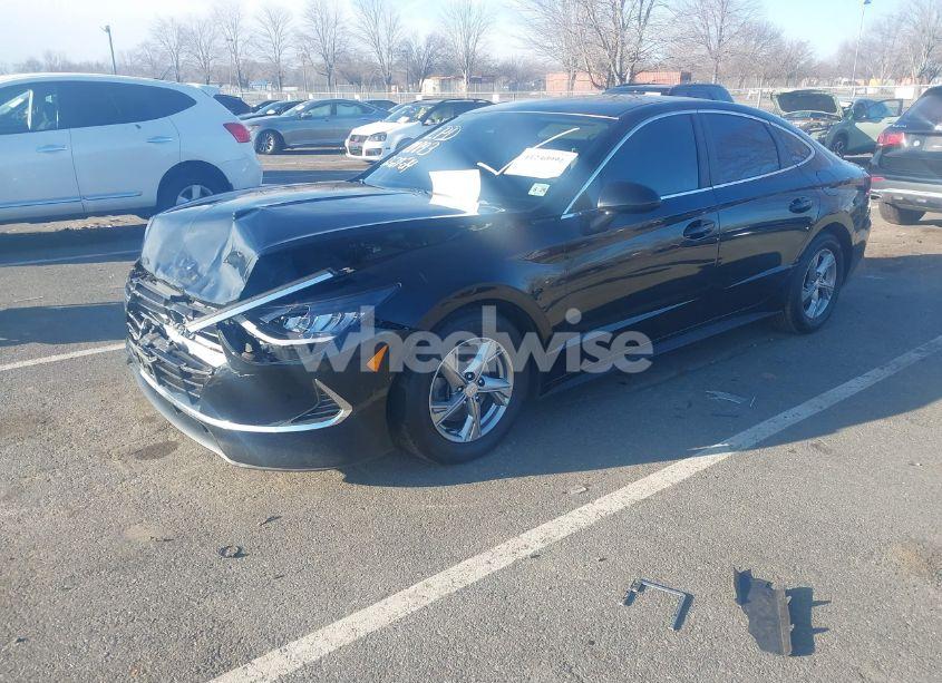 Photo 2 of 2021 Hyundai Sonata SE (VIN 5NPEG4JA0MH071918)