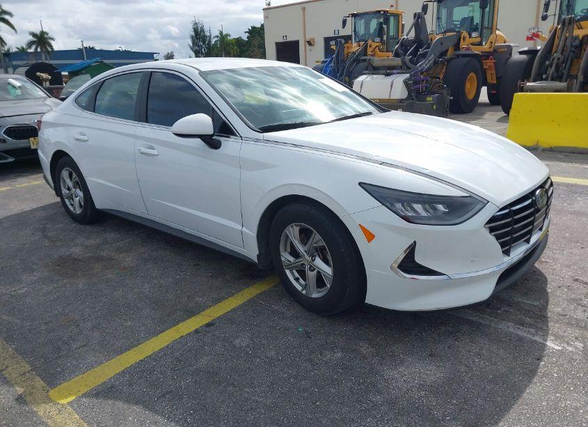 2021 Hyundai Sonata SE (VIN 5NPEG4JA0MH104321) main photo