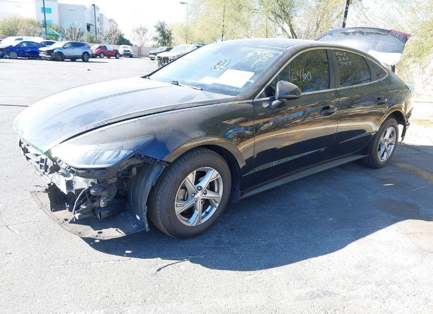 Photo 2 of 2021 Hyundai Sonata SE (VIN 5NPEG4JA0MH105050)