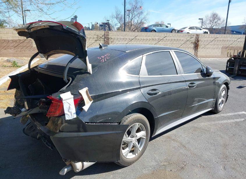 Photo 4 of 2021 Hyundai Sonata SE (VIN 5NPEG4JA0MH105050)