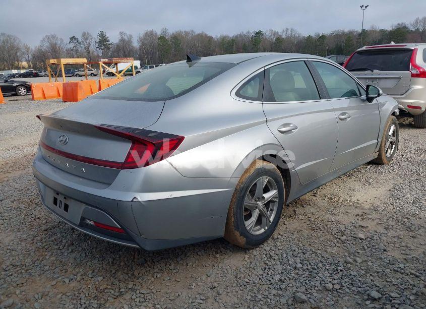 Photo 4 of 2021 Hyundai Sonata SE (VIN 5NPEG4JA0MH108871)