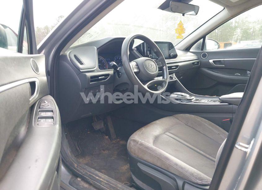 Photo 5 of 2021 Hyundai Sonata SE (VIN 5NPEG4JA0MH108871)