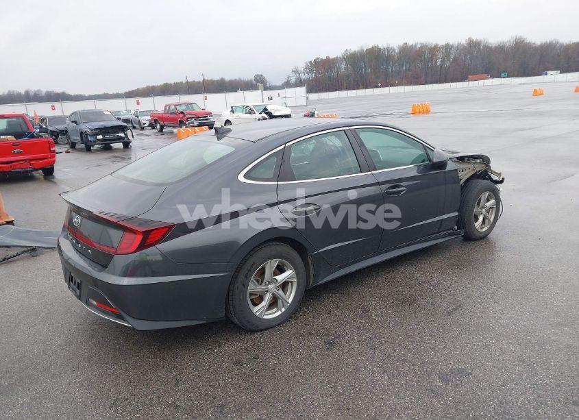 Photo 4 of 2021 Hyundai Sonata SE (VIN 5NPEG4JA1MH064640)
