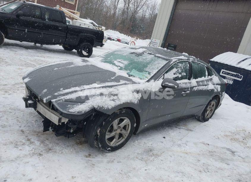 Photo 2 of 2021 Hyundai Sonata SE (VIN 5NPEG4JA1MH069675)