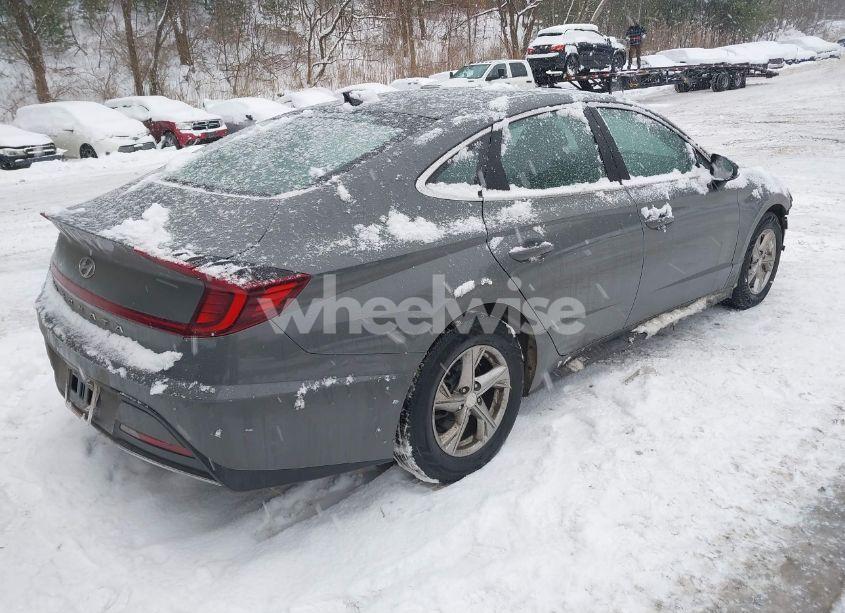 Photo 4 of 2021 Hyundai Sonata SE (VIN 5NPEG4JA1MH069675)