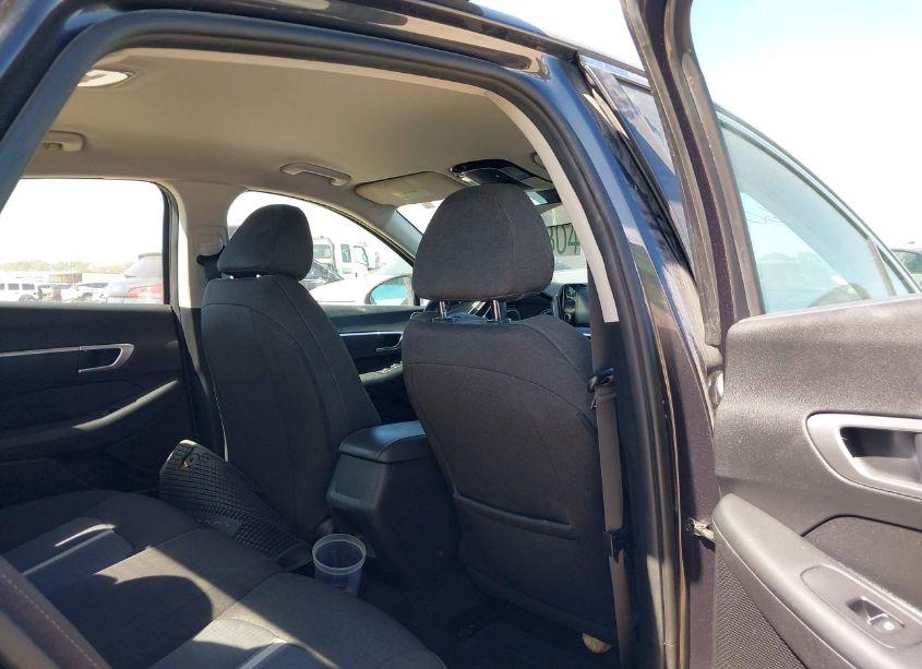 Photo 8 of 2021 Hyundai Sonata SE (VIN 5NPEG4JA1MH096858)