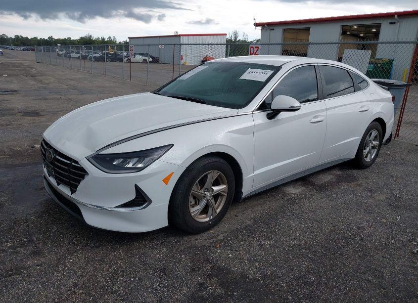Photo 2 of 2022 Hyundai Sonata SE (VIN 5NPEG4JA1NH148975)