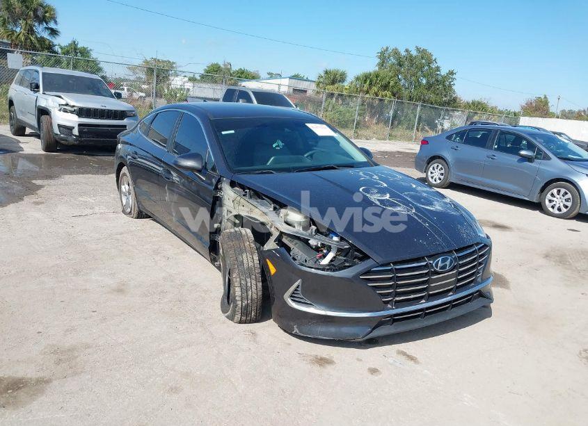2020 Hyundai Sonata SE (VIN 5NPEG4JA2LH062135) main photo