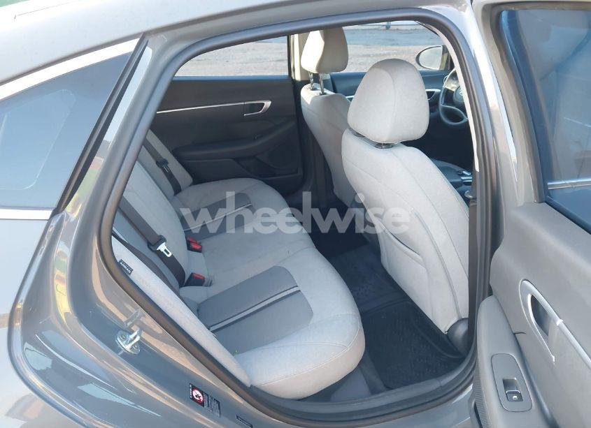 Photo 8 of 2021 Hyundai Sonata SE (VIN 5NPEG4JA2MH079311)