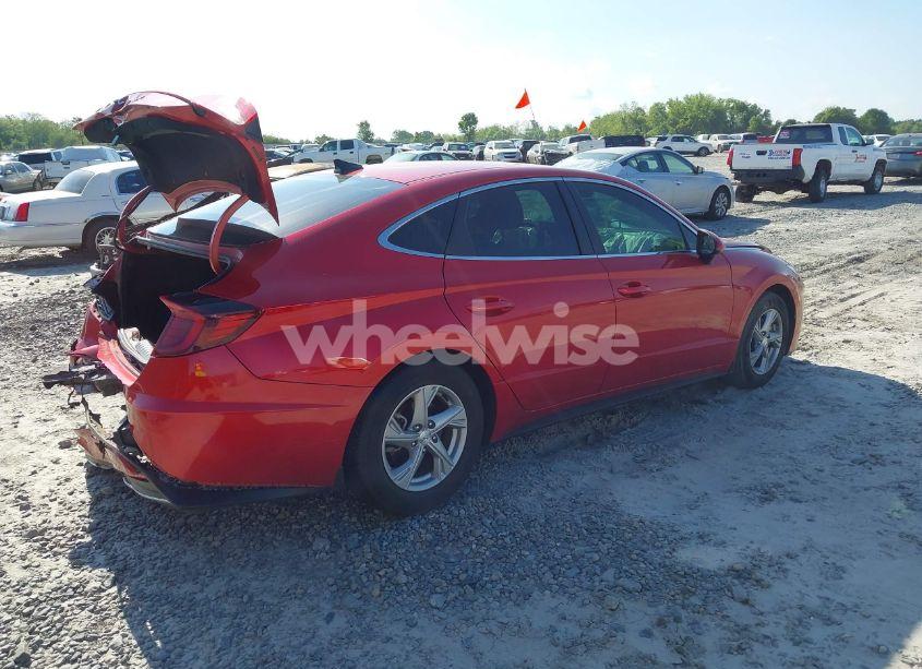 Photo 4 of 2021 Hyundai Sonata SE (VIN 5NPEG4JA2MH085948)