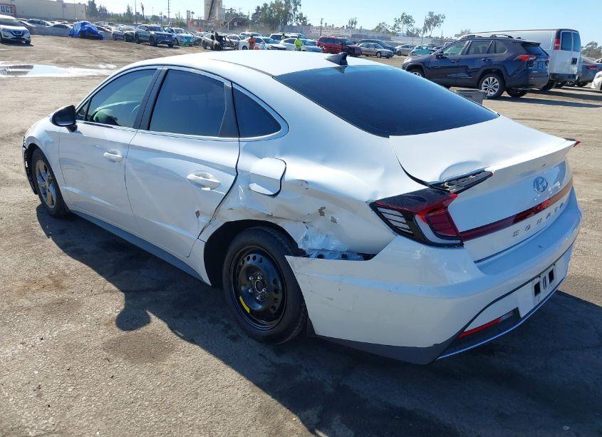 Photo 3 of 2021 Hyundai Sonata SE (VIN 5NPEG4JA2MH094780)