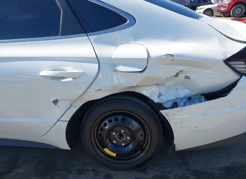 Photo 6 of 2021 Hyundai Sonata SE (VIN 5NPEG4JA2MH094780)