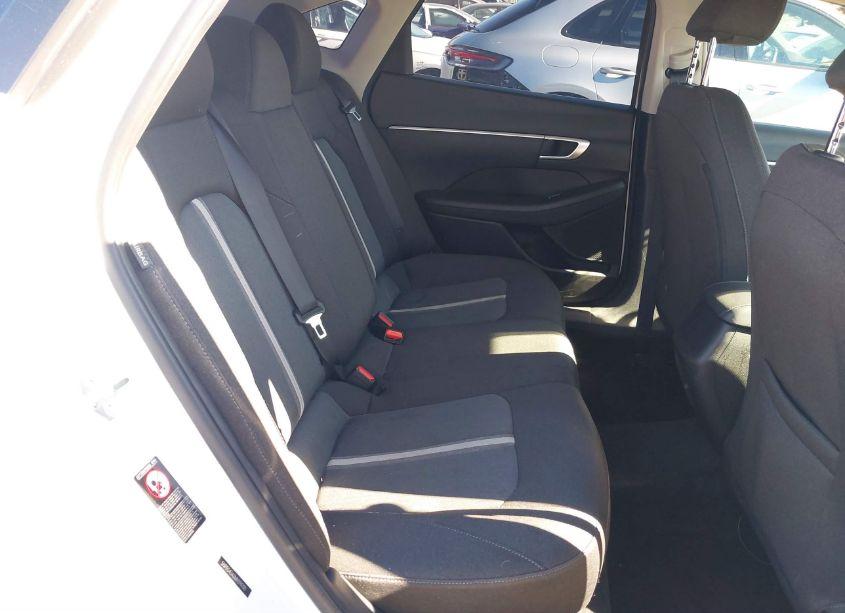 Photo 8 of 2021 Hyundai Sonata SE (VIN 5NPEG4JA2MH094780)