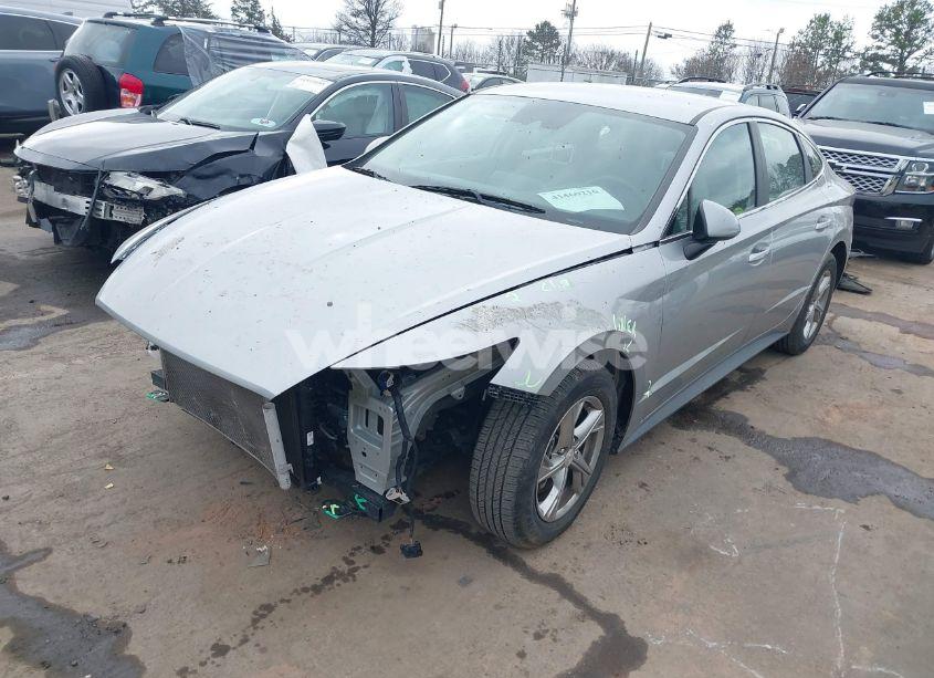 Photo 2 of 2021 Hyundai Sonata SE (VIN 5NPEG4JA2MH094911)