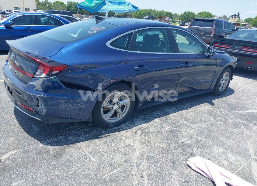 Photo 4 of 2021 Hyundai Sonata SE (VIN 5NPEG4JA2MH122402)