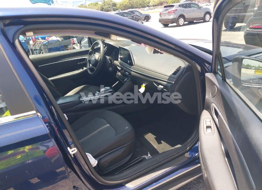 Photo 5 of 2021 Hyundai Sonata SE (VIN 5NPEG4JA2MH122402)