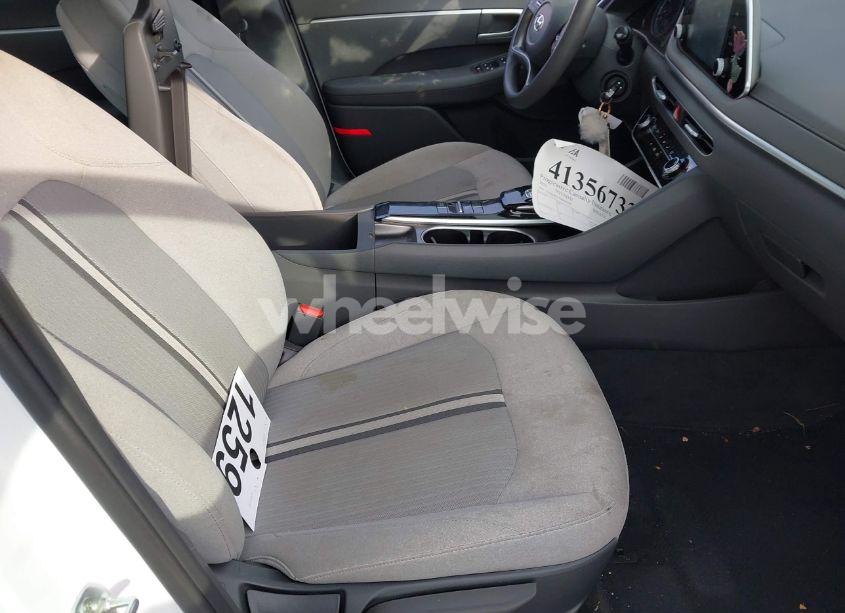 Photo 5 of 2021 Hyundai Sonata SE (VIN 5NPEG4JA3MH091001)
