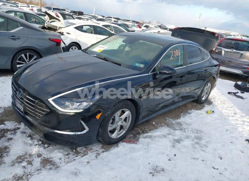Photo 2 of 2022 Hyundai Sonata SE (VIN 5NPEG4JA3NH133474)