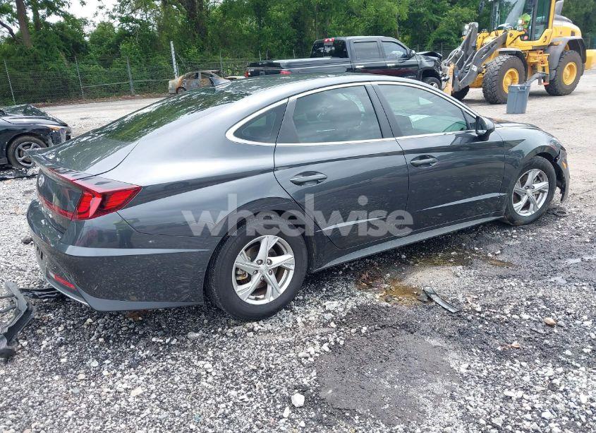 Photo 4 of 2020 Hyundai Sonata SE (VIN 5NPEG4JA4LH048043)