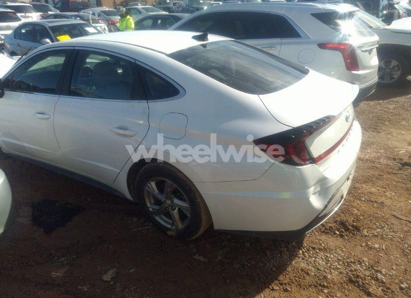 Photo 3 of 2021 Hyundai Sonata SE (VIN 5NPEG4JA4MH066592)