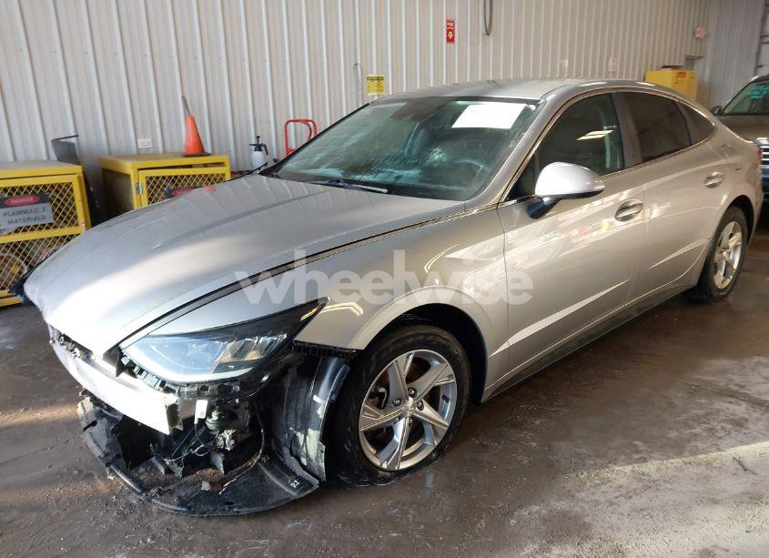 Photo 2 of 2021 Hyundai Sonata SE (VIN 5NPEG4JA4MH076944)