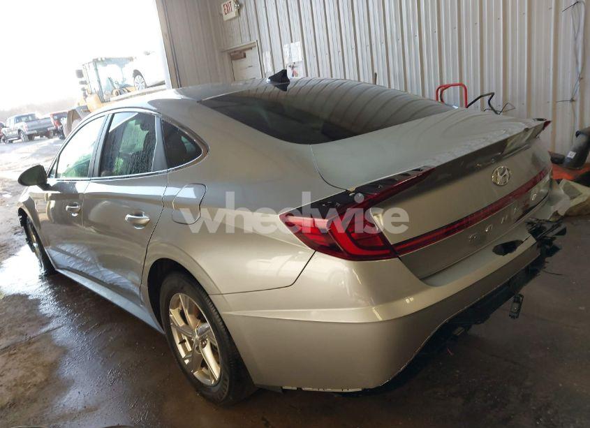 Photo 3 of 2021 Hyundai Sonata SE (VIN 5NPEG4JA4MH076944)