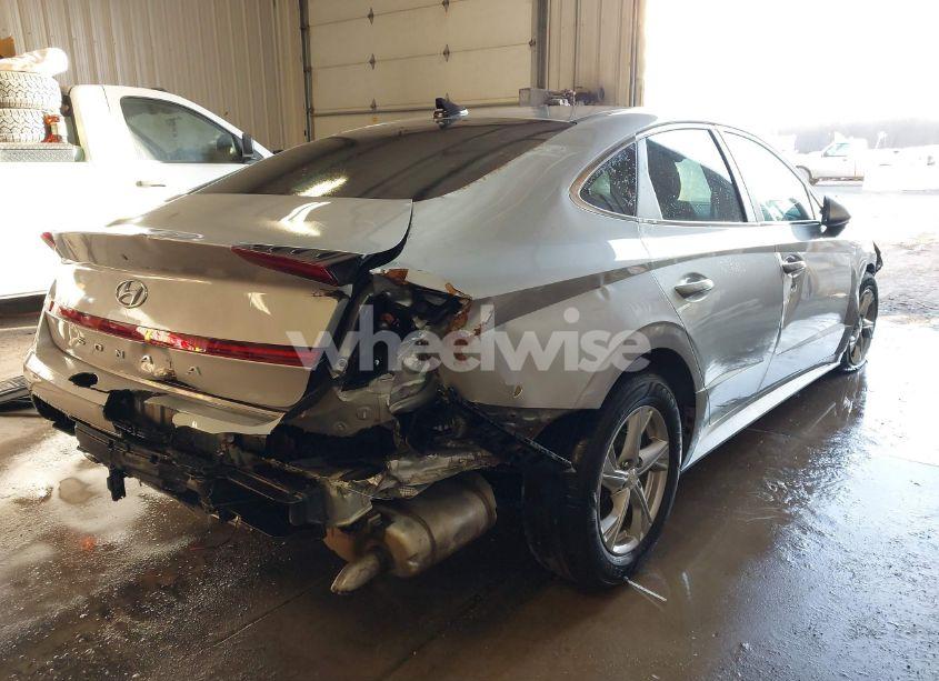 Photo 4 of 2021 Hyundai Sonata SE (VIN 5NPEG4JA4MH076944)