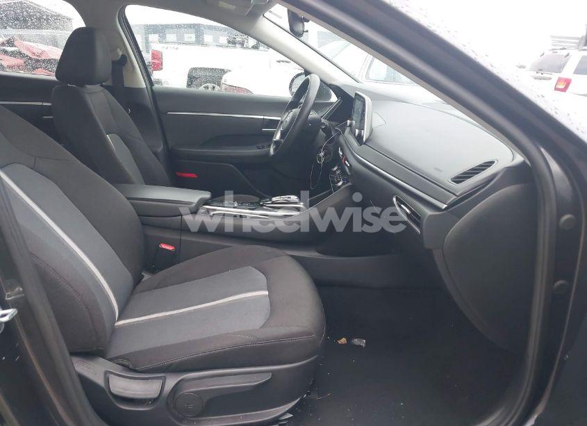 Photo 5 of 2021 Hyundai Sonata SE (VIN 5NPEG4JA5MH068643)