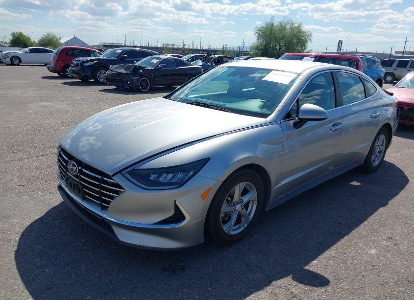 Photo 2 of 2021 Hyundai Sonata SE (VIN 5NPEG4JA5MH073129)