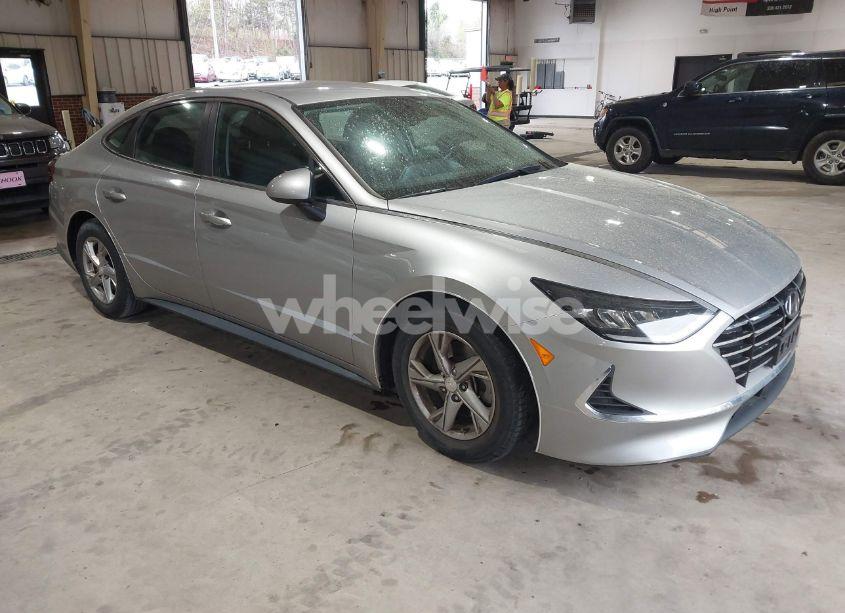 2021 Hyundai Sonata SE (VIN 5NPEG4JA5MH077827) main photo