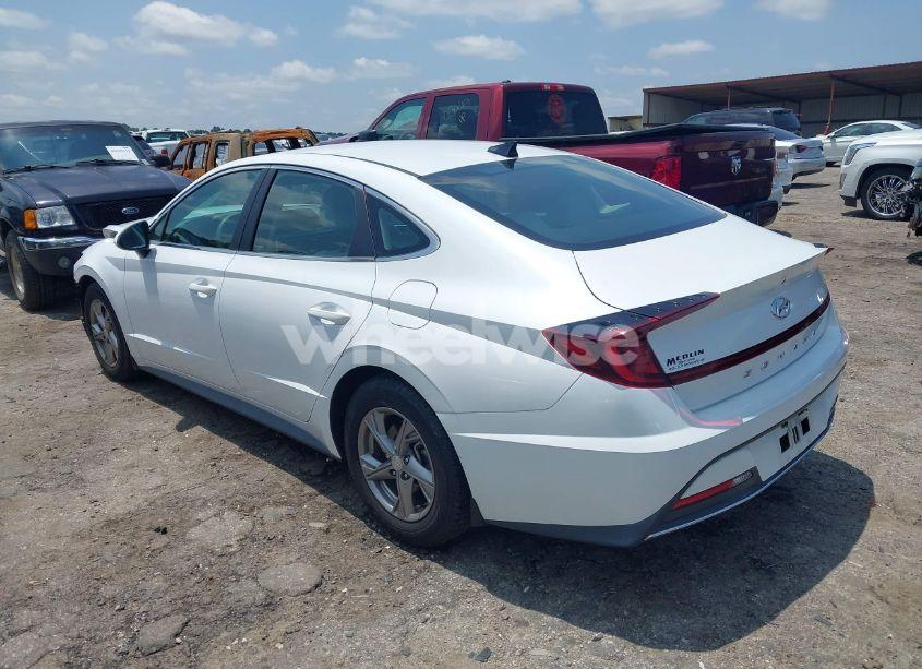 Photo 3 of 2021 Hyundai Sonata SE (VIN 5NPEG4JA5MH090996)