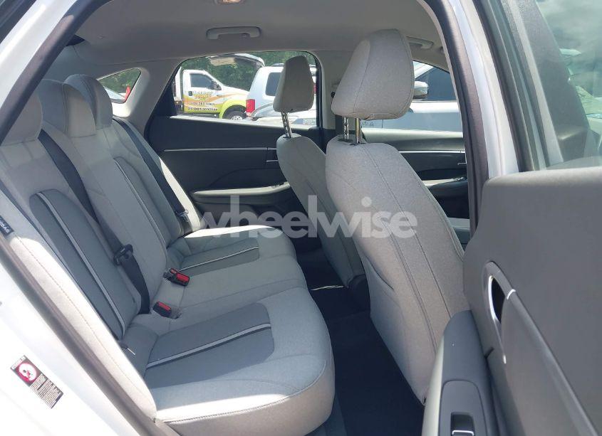 Photo 8 of 2021 Hyundai Sonata SE (VIN 5NPEG4JA5MH090996)