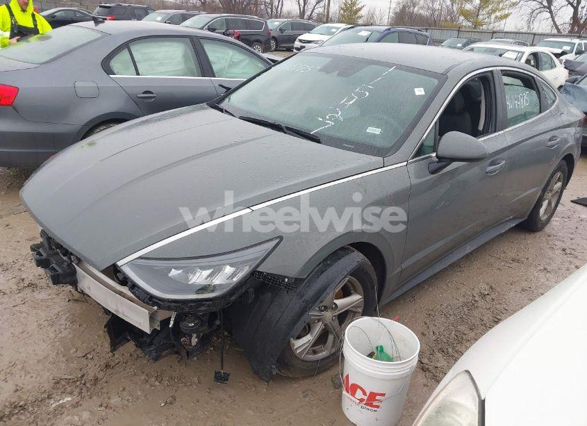 Photo 2 of 2021 Hyundai Sonata SE (VIN 5NPEG4JA5MH115427)
