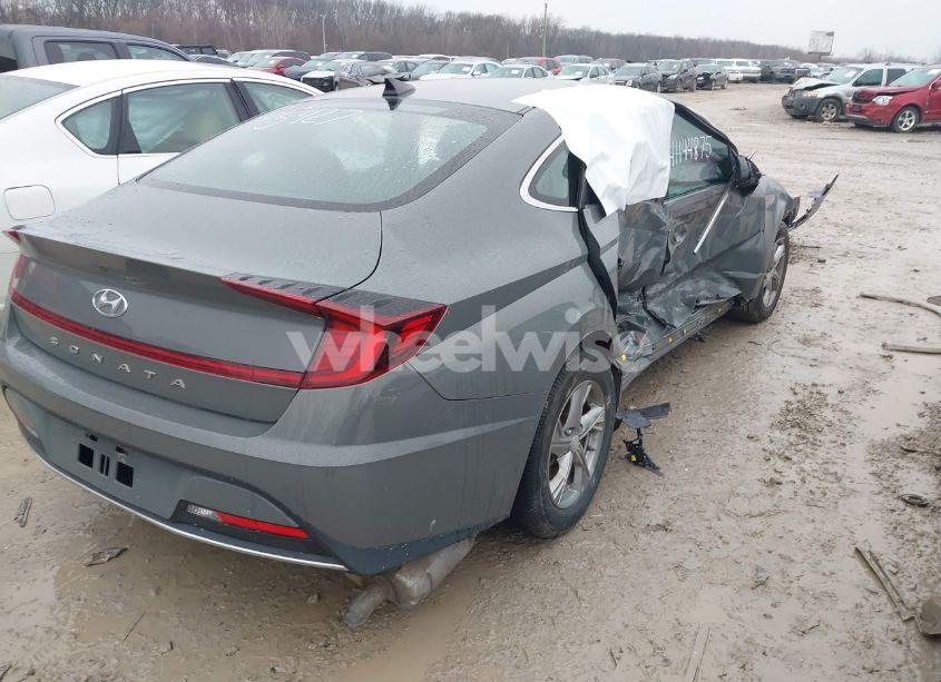 Photo 4 of 2021 Hyundai Sonata SE (VIN 5NPEG4JA5MH115427)