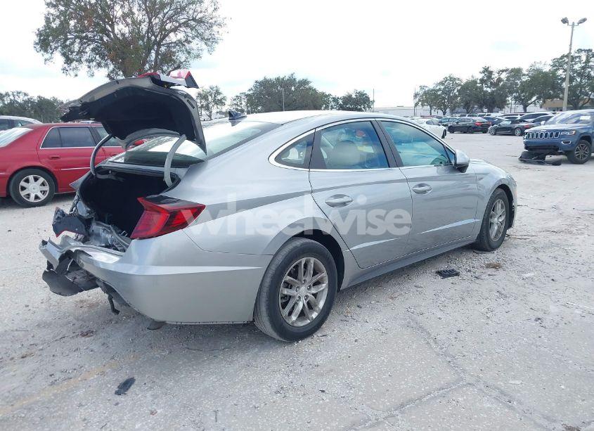 Photo 4 of 2020 Hyundai Sonata SE (VIN 5NPEG4JA6LH057181)