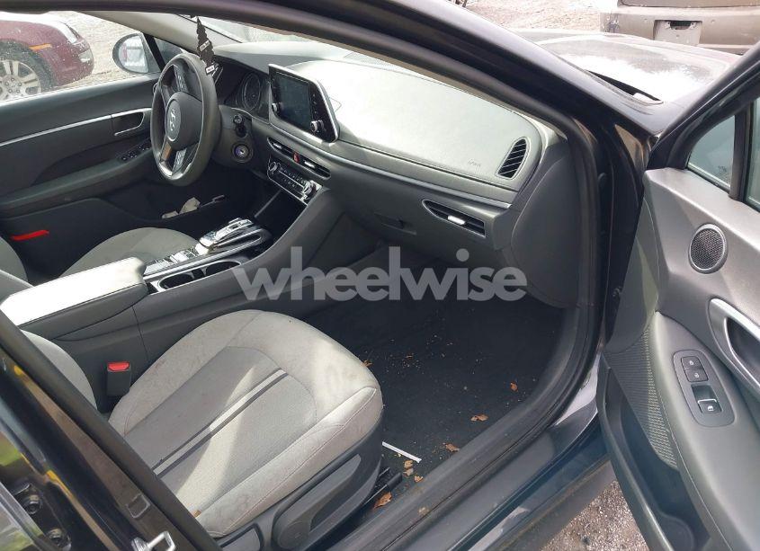 Photo 5 of 2021 Hyundai Sonata SE (VIN 5NPEG4JA6MH074371)