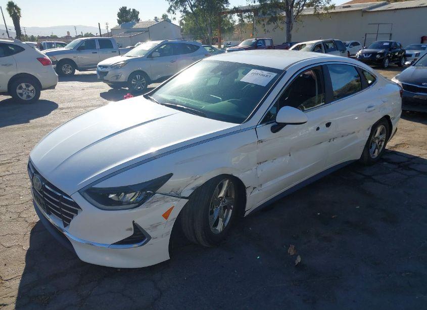 Photo 2 of 2021 Hyundai Sonata SE (VIN 5NPEG4JA6MH097343)