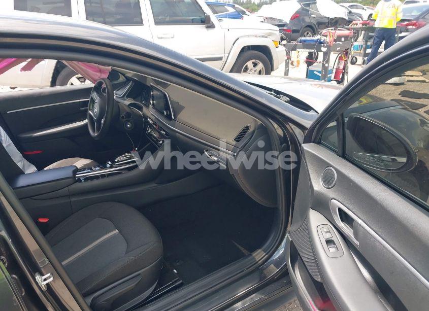 Photo 5 of 2021 Hyundai Sonata SE (VIN 5NPEG4JA6MH105036)